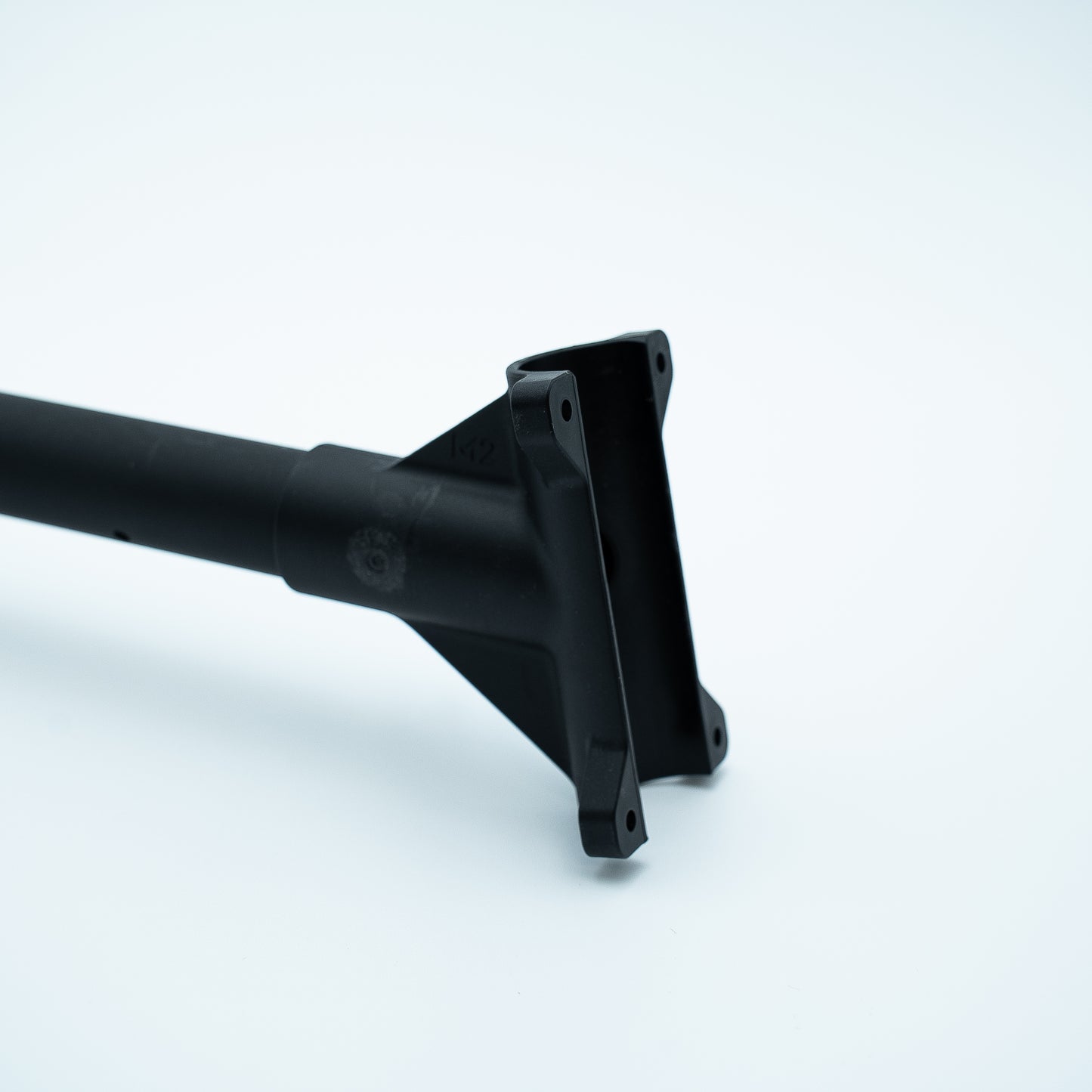 Landing Gear Crossbeam - Rear (T100) YC.JG.ZS006693
