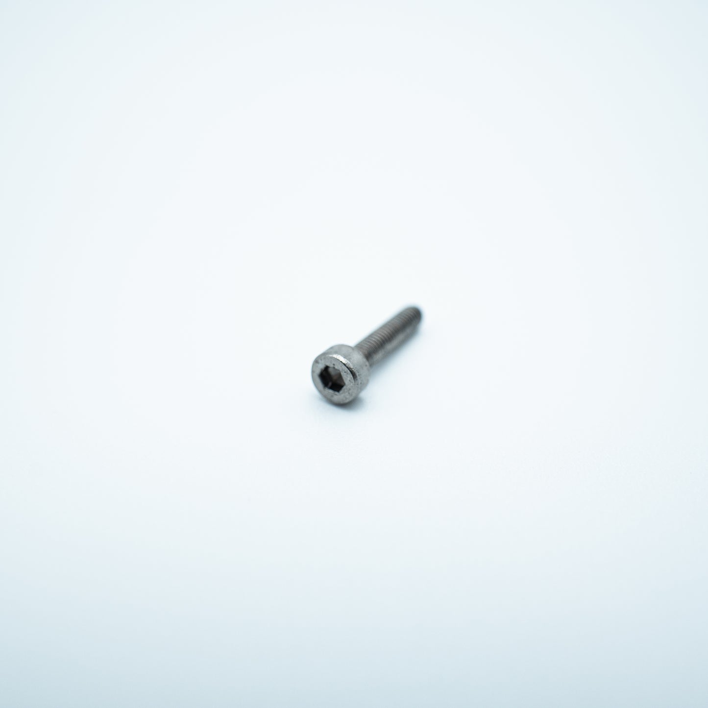 Screw - M20-PC01200100-040010-0323-Y (T100) YC.ST.LL000551