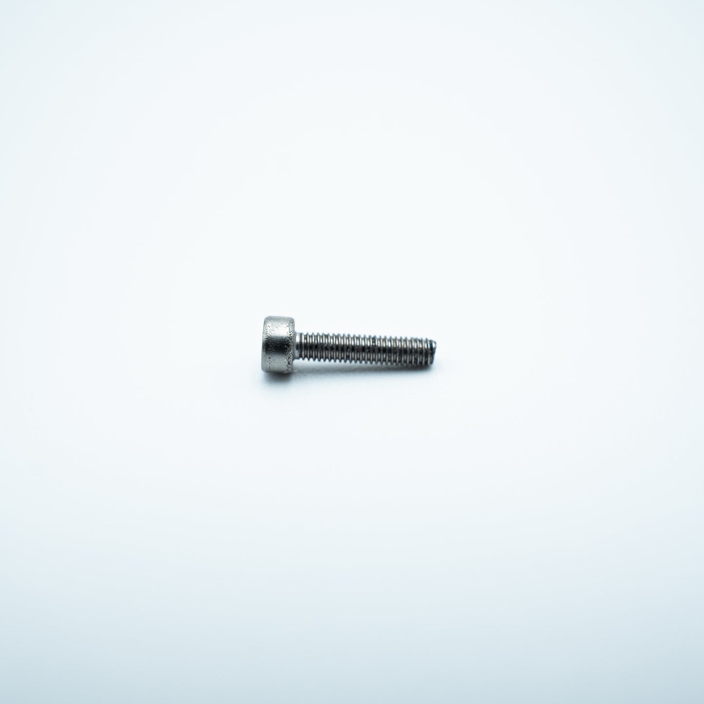 Screw - M20-PC01200100-040010-0323-Y (T100) YC.ST.LL000551